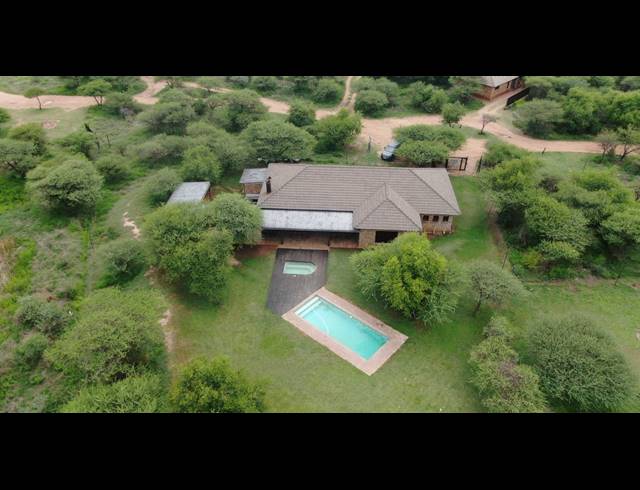 1,731M² LODGE FOR SALE IN DINOKENG GAME RESERVE